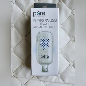 Pure Enrichment White and Blue USB Travel Aroma Diffuser